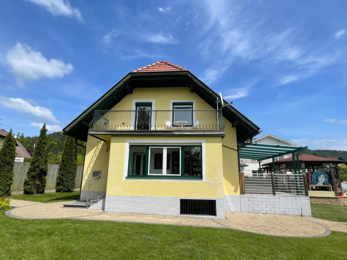 Apartment Schlossbergblick Griffen Exteriér fotografie